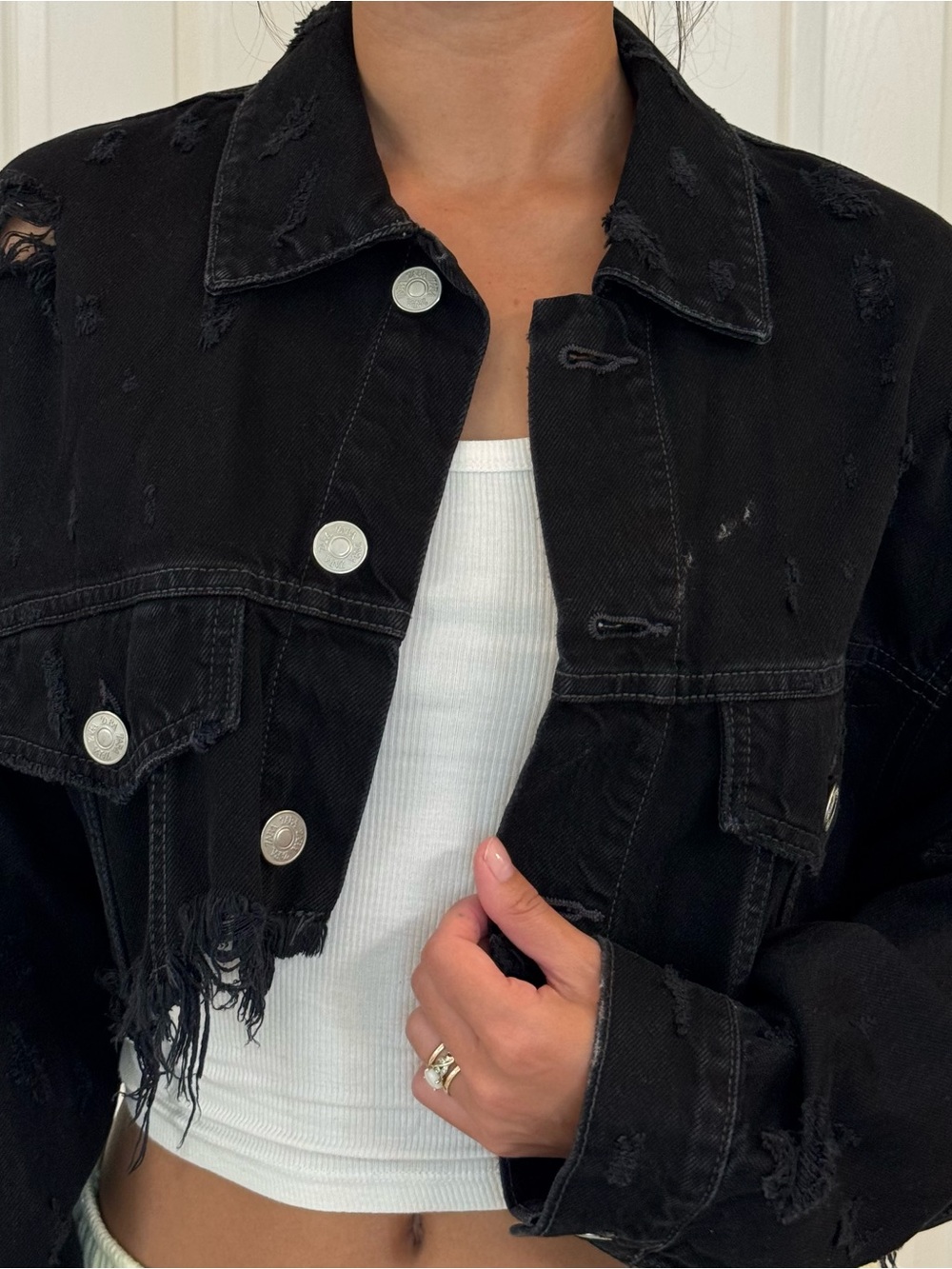 Zara Black Distressed Cropped Jean Jacket - Picture 7 of 8